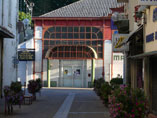 Die Markthalle am Abend